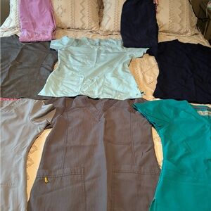 Women's Assorted Color Scrub Tops/pants